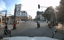 Clip: Nữ ninja dừng xe giữa đường nghe điện thoại khiến tài xế container ngao ngán thở dài