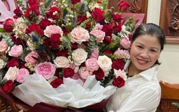 Bạn gái cầu thủ Quang Hải tặng món quà “khủng” đúng ý mẹ chồng tương lai, dân mạng khen vì còn trẻ mà tâm lý