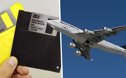 Vì sao máy bay Boeing 747 vẫn phải cập nhật phần mềm thông qua một chiếc đĩa mềm 'cổ lỗ sĩ'?