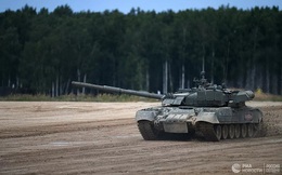 Kinh ngạc xe tăng T-72B3 của Nga lặn xuống độ sâu 5m