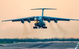 Máy bay vận tải quân sự Nga tới tấp đáp xuống Syria: Nhiều chưa từng thấy!