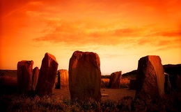 Bí ẩn lớn nhất của Stonehenge vừa được giải mã: Đột phá khoa học hay có 'bàn tay' của người ngoài hành tinh?