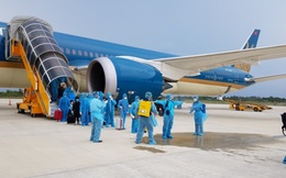 Chuyến bay đầu tiên đón khách từ Hàn Quốc về Việt Nam sau quyết định mở cửa trở lại