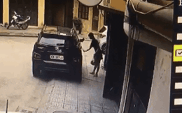 Camera an ninh "bóc" cảnh người phụ nữ cào ô tô đầy giận dữ, nguyên nhân càng khó hiểu