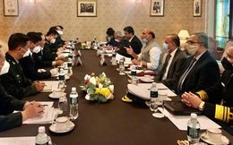 Bộ trưởng Quốc phòng Ấn – Trung gặp mặt tại Nga