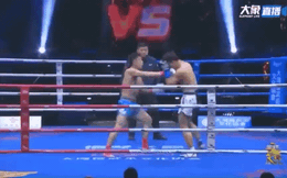 Nhà vô địch tán thủ Trung Quốc tung một cước trời giáng, khiến đối phương ngã gục 'sấp mặt'