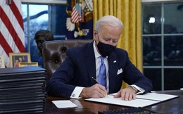 'Nguồn cơn' Tổng thống Biden bất ngờ dừng bán vũ khí cho Saudi, UAE