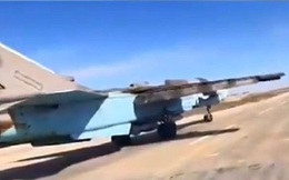 Clip: Trúng loạt đạn “thần sầu” của Thổ, Su-24 “rụng" ở biển lửa Syria