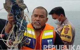 Indonesia xác định máy bay có 62 hành khách và phi hành đoàn rơi xuống biển