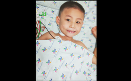 TP HCM: Nụ cười hồi sinh của bệnh nhi 8 tuổi bị biến chứng hậu COVID-19 nặng