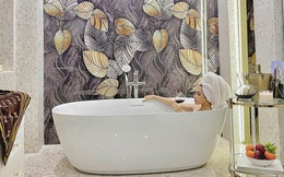 Phòng tắm của Hương Giang sang chảnh cỡ nào?