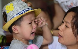 Con gái 6 tuổi bắt gặp bố mẹ làm 'chuyện ấy', lời giải thích càng làm vấn đề thêm rối rắm