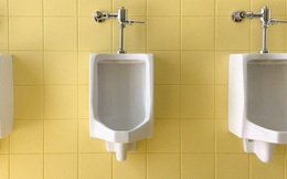 Văn hóa làm việc gây phẫn nộ ở các công ty TQ: Phạt nhân viên đi tiểu quá 1 lần/ngày