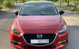 Bán Mazda3 biển ngũ 2 chạy 3 năm, chủ xe vẫn đủ tiền tậu Mercedes-Benz C 180 AMG
