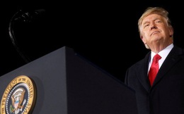 Ông Trump tìm được 2 luật sư lấp chỗ trống