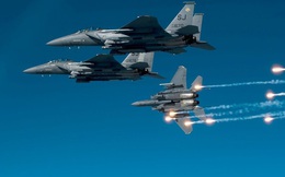 "Giết gà dùng dao mổ trâu": 400 chiếc F-35 "làm gỏi" S-400 của Nga?