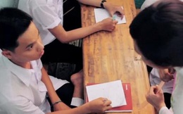 Con khăng khăng nhận hạnh kiểm trung bình, cô giáo than “đến chết với con nhà chị”