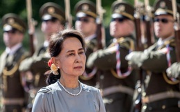 Bà Aung San Suu Kyi đối diện án 3 năm tù vì quân đội đột kích phát hiện trong nhà có... bộ đàm