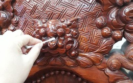 Cơn ác mộng mang tên vệ sinh đồ gỗ dịp Tết: Dùng hết 4 gói tăm bông mới "xử lý" xong 1 chiếc ghế