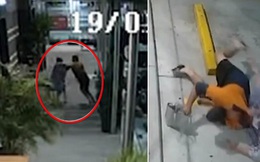 Clip: Bị giật túi xách, bà cụ đuổi theo quật ngã kẻ cướp cao to hơn mình, tặng thêm độc chiêu xé áo