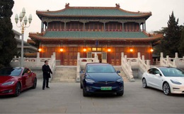 Quân đội Trung Quốc cấm xe Mỹ Tesla vì lý do an ninh