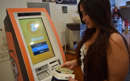 ATM Bitcoin tràn ra khắp nước Mỹ: “Đút” vào 1 đồng lấy ra tương đương 923 triệu VNĐ - có thật ‘dễ ăn’ như vậy không?