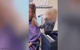 Để con gái 3 tuổi nhuộm tóc cho mình, người mẹ khiến dân mạng bất ngờ khi khoe thành quả