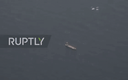 Iran "săn" tàu Israel bằng tên lửa, hé lộ bí mật động trời - Xe bọc thép Nga ùn ùn kéo tới Donbass, Ukraine tung bằng chứng vạch tội Moscow