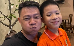 Con trai út nhà BTV Quang Minh mới lớp 1 đã được cô giáo giao vị trí quan trọng, bố nghe xong toát mồ hôi hột vì áp lực giùm