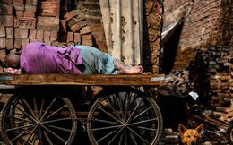 Người trưởng thành không nên tiêu tiền vào 2 nơi này, nếu không nửa đời còn lại sẽ sống trong nghèo khổ thiếu thốn
