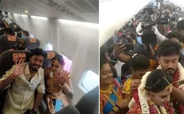 Lách luật cấm tụ tập, cặp đôi Ấn Độ tổ chức đám cưới trên máy bay, hình ảnh 161 khách ''chen lấn đông như kiến'' khiến MXH choáng váng