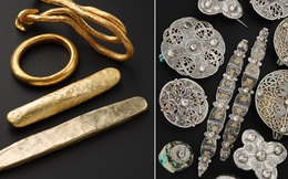 Dò kim loại, đào được kho báu đầy vàng bạc từ 2 thế giới