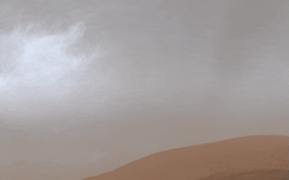 Tàu thăm dò NASA chụp ảnh cận cảnh đám mây màu sắc hiếm có trên sao Hỏa