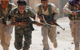 Điên cuồng tấn công, IS “giãy dụa” trước đòn hợp lực “nhả đạn” của Nga-Syria