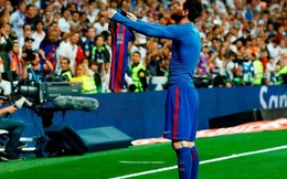 Fan xăm hình mình lên lưng, Lionel Messi đáp lại tình cảm bằng hành động cực chất