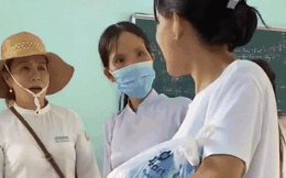 Các cô chú U40 đi họp lớp sau hơn 20 năm, xúng xính quần áo chụp ảnh nhìn vui dữ!