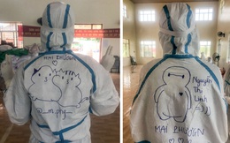 Hình ảnh dễ thương nhất hôm nay: Nữ sinh tình nguyện đánh dấu áo bảo hộ bằng loạt hình cưng xỉu, dân mạng thi nhau xin info