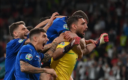 ‘Người nhện’ của Italia: Chúng tôi là đội bóng phi thường