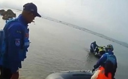 Cô bé 13 tuổi bị bố mẹ đưa ra đảo hoang vì "bất trị", 2 ngày sau, cảnh sát phải hộ tống về tận nhà