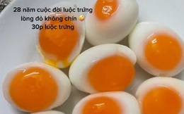 Cô gái hốt hoảng vì luộc ra mẻ trứng nhìn vô cùng kỳ lạ còn cư dân mạng thì thi nhau... xin bí quyết