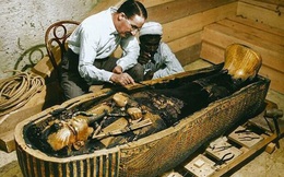 Tham gia mở quan tài vị vua Ai Cập cổ đại, các nhà khoa học lần lượt chết kỳ quái: Sự trùng hợp ngẫu nhiên hay "lời nguyền" chết chóc ghê rợn?