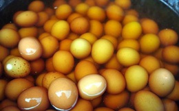 Trứng luộc nước tiểu - món đặc sản nghe tên thôi đã thấy "trầm cảm"