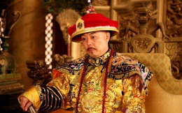 Càn Long mắc bệnh lạ, thái y chẩn bệnh xong ngại không nói gì, bất đắc dĩ kê đơn: Xin hãy ở cùng Hoàng hậu 100 ngày