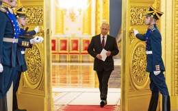 Bí ẩn chưa hề hé lộ: Không phải TT Putin, ai mới là "ông chủ" thực sự của Điện Kremlin?