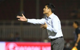 "Chiến hạm vàng" lẫy lừng một thời của Công Vinh tan nát dưới tay Hữu Thắng như thế nào?
