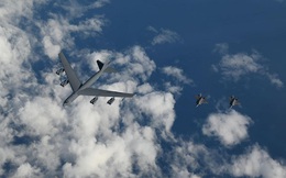 F-35 Israel hộ tống máy bay ném bom Mỹ giữa căng thẳng khu vực