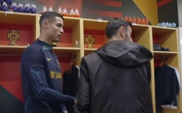 Bruno Fernandes gây “bão mạng” vì phản ứng khi gặp Cristiano Ronaldo