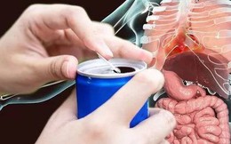 WHO liệt kê những nguy hiểm khi tiêu thụ nhiều nước tăng lực, từ răng miệng đến viêm gan cấp tính