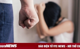 Dân mạng phẫn nộ với gã đàn ông đánh vợ chỉ vì 'hỏi ăn cơm chưa không trả lời'