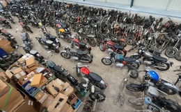Bộ sưu tập mô tô khổng lồ bị bỏ hoang: 50 tấn linh kiện, mất hàng tháng phân loại